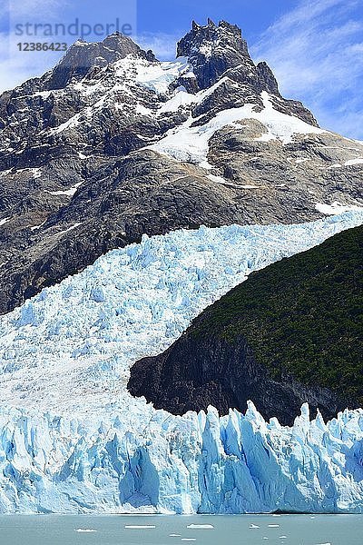 Spegazzini-Gletscher am Brazo Spegazzini  Lago Argentino  Parque Nacional Los Glaciares  El Calafate  Provinz Santa Cruz  Argentinien  Südamerika