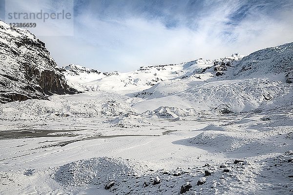 Blick auf den Skaftafelljökull-Gletscher  Vatnajökull-Nationalpark  Südisland  Island  Europa