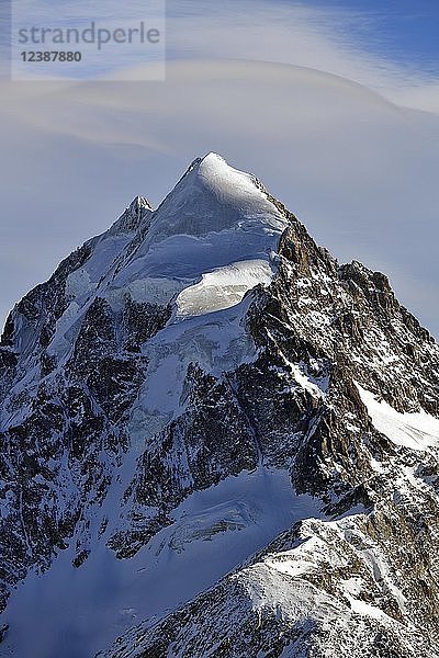 Vereister Gipfel  Piz Roseg vom Corvatsch aus gesehen  Oberengadin  Kanton Graubünden  Schweiz  Europa