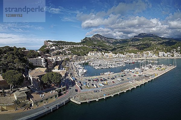 Yachthafen  Port de Sóller  Serra de Tramuntana  Mallorca  Balearische Inseln  Spanien  Europa