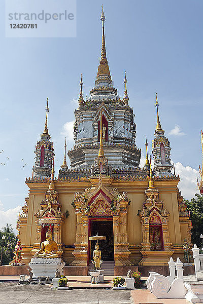 Thailand  Chiang Mai province  Doi Inthanon  Wat NamTok Mae Klang