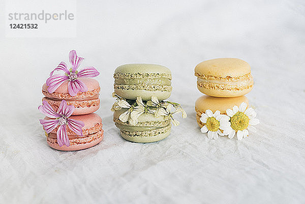Macarons with blossoms