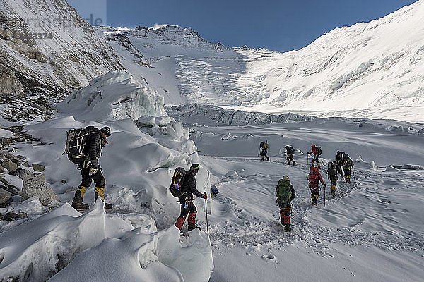 Nepal  Solo Khumbu  Everest  Sagamartha National Park  Mountaineers at Western Cwm