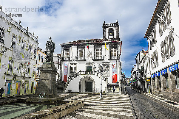 Rathaus in der historischen Stadt Ponta Delgada  Insel Sao Miguel  Azoren  Portugal  Atlantik  Europa