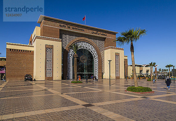 Ansicht des Zug- und Busbahnhofs (Gare Train Oncfon) Avenue Mohammed VI  Marrakesch  Marokko  Nordafrika  Afrika