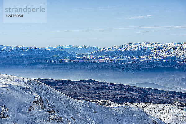 Berg Maiella im Winter  Gran Sasso e Monti della Laga  Abruzzen  Apennin  Italien  Europa