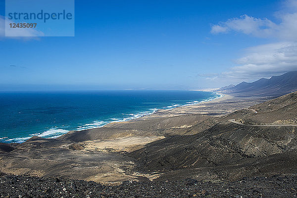 Abgelegener Strand von Cofete  Fuerteventura  Kanarische Inseln  Spanien  Atlantik  Europa