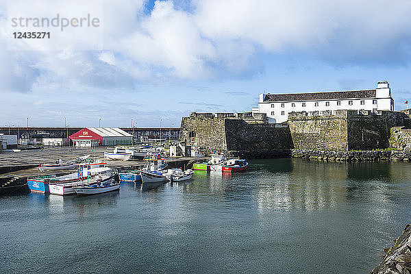 Schloss von St. Blaise  die historische Stadt Ponta Delgada  Insel Sao Miguel  Azoren  Portugal  Atlantik  Europa