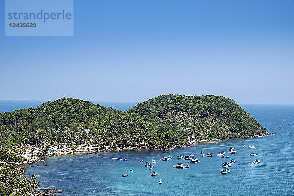 Luftaufnahme einer Insel im Phu-Quoc-Archipel im südlichen Vietnam  Indochina  Südostasien  Asien