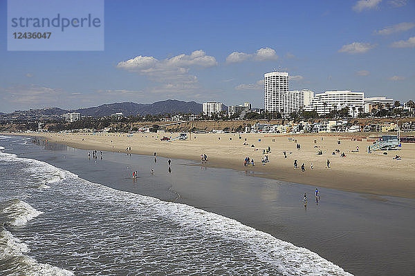 Strand  Santa Monica  Pazifischer Ozean  Los Angeles  Kalifornien  Vereinigte Staaten von Amerika  Nordamerika