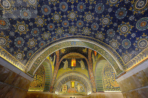 Mausoleum der Galla Placidia  UNESCO-Weltkulturerbe  Ravenna  Emilia-Romagna  Italien  Europa