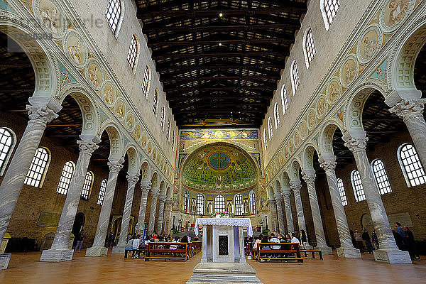 Basilika von Sant'Apollinare in Classe  UNESCO-Weltkulturerbe  Ravenna  Emilia-Romagna  Italien  Europa
