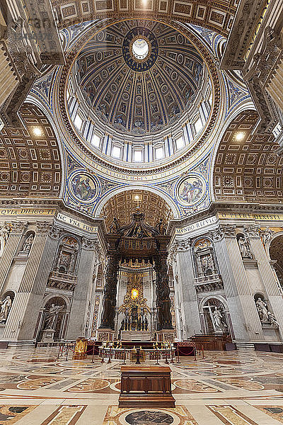 Petersdom (Basilica di San Pietro)  UNESCO-Weltkulturerbe  Vatikanstadt  Rom  Latium  Italien  Europa