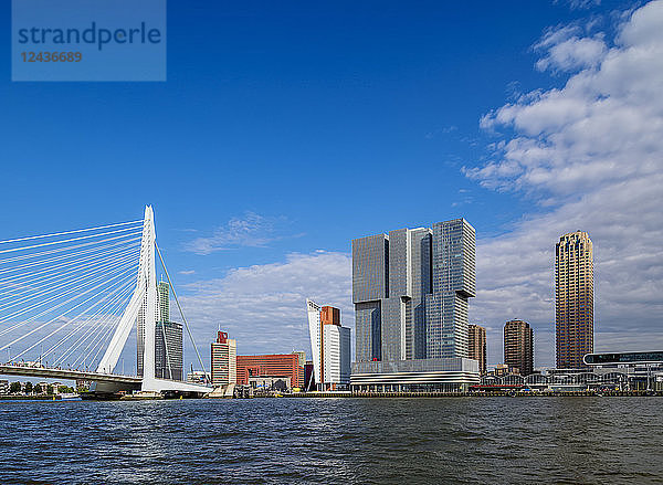 Erasmus-Brücke und Kop van Zuid Skyline  Rotterdam  Südholland  Niederlande  Europa