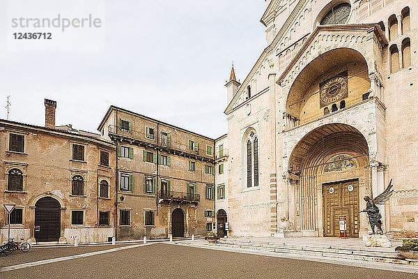Außenansicht des Doms (Cattedrale Santa Maria Matricolare)  Verona  Provinz Venetien  Italien  Europa