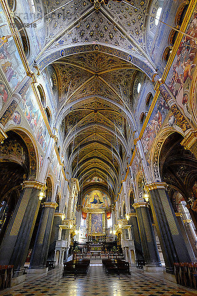 Kathedrale von Cremona  geweiht der Himmelfahrt der Heiligen Jungfrau Maria  Cremona  Lombardei  Italien  Europa