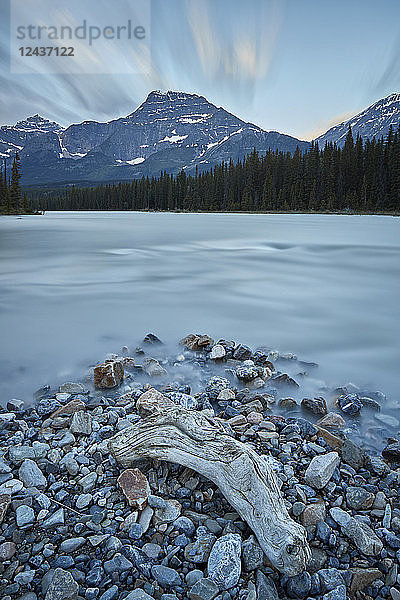 Athabasca River  Jasper National Park  UNESCO-Weltkulturerbe  Alberta  Kanada  Nordamerika