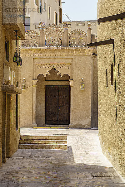 Restaurierte traditionelle Häuser im historischen Stadtviertel Al Fahidi  Bur Dubai  Dubai  Vereinigte Arabische Emirate  Naher Osten