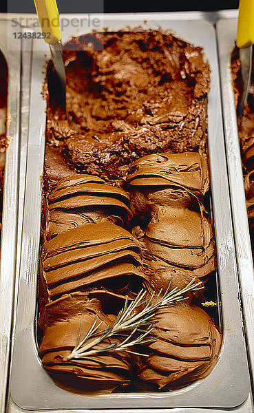 Chocolate icecream with herbs