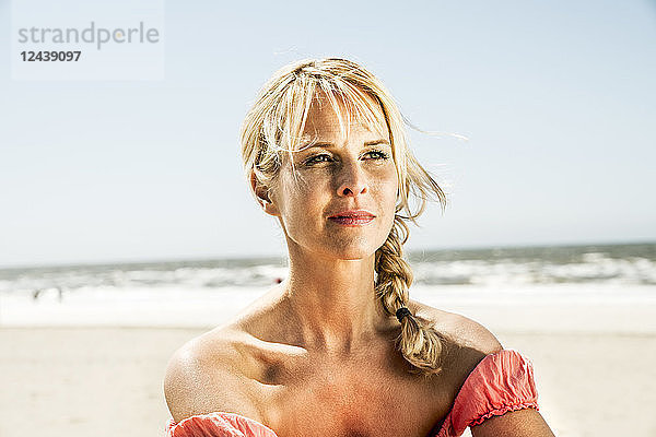 Portrait of woman on the beach