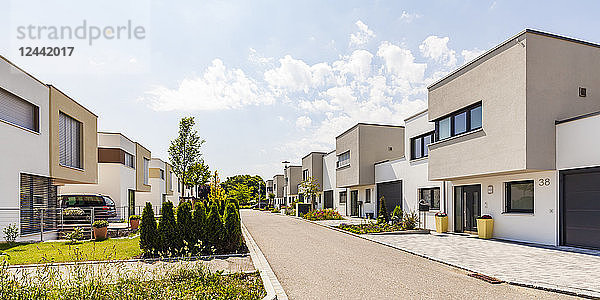 Germany  Bavaria  Neu-Ulm  modern one-family houses  efficiency houses