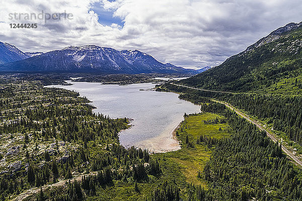 Landschaftliche Aussichten entlang des South Klondike Highway  Carcross  Yukon Territory  Kanada