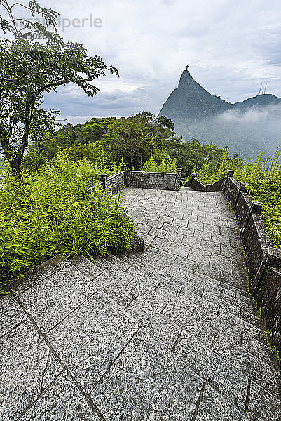 Die Statue von Christus dem Erlöser von Mirante Dona Marta in Rio De Janeiro  Brasilien