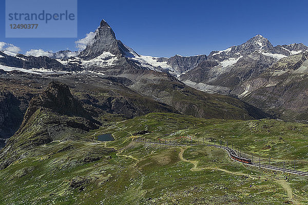 Scenic View of Matterhorn Mountain in der Schweiz