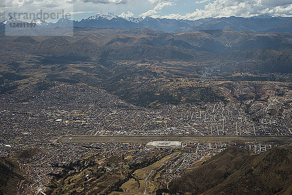 Luftaufnahme der Stadt Cusco in Peru