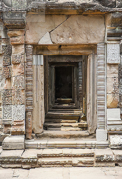 Tür Weg am Angkor Wat Tempel in Kambodscha