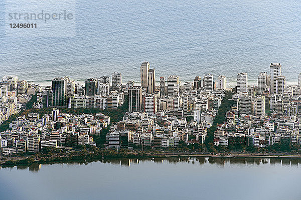 Luftaufnahme der Copacabana in Rio de Janeiro