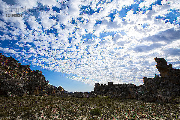 Wolken in einer afrikanischen Hochebene.