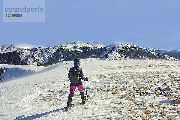 Brutaler Wind auf dem Gipfel des Monarch Pass South Ridge  Colorado