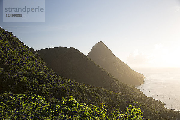 Landschaftsansicht des Piton in St. Lucia