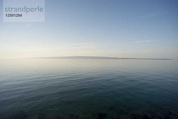Blick auf das Adriatische Meer in Split  Kroatien  Europa
