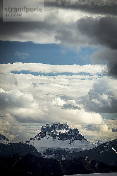 Landschaftliche Ansicht des Columbia Icefield in Kanada