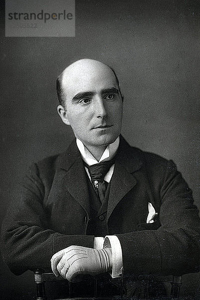 Arthur Wing Pinero  englischer Dramatiker  um 1890. Künstler: W&D Downey