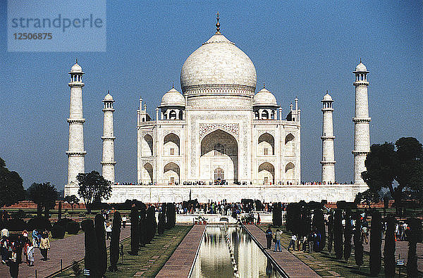 Taj Mahal  Agra  Indien  1632-1654. Künstler: Unbekannt