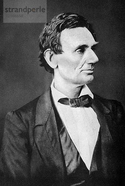 Abraham Lincoln  16. Präsident der Vereinigten Staaten  1860er Jahre  (1933).Künstler: Alexander Hessler