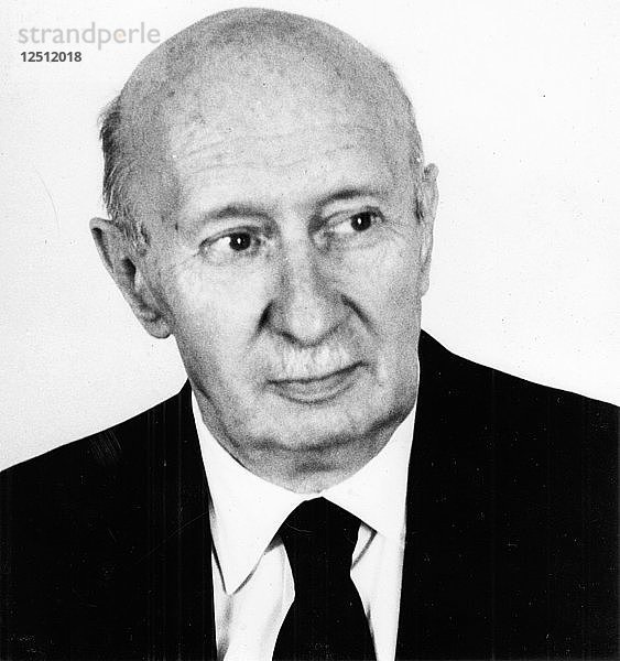 George von Bekesy (1899-1972)  in Ungarn geborener amerikanischer Physiologe. Künstler: Unbekannt