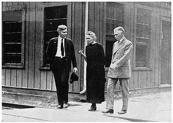 Marie Curie  in Polen geborene französische Physikerin  1921. Künstlerin: Anon