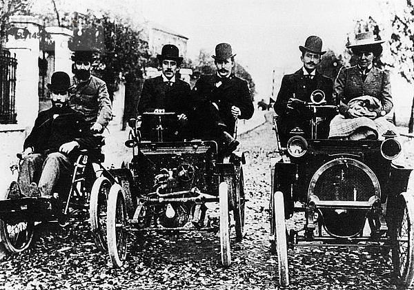 Die Brüder Renault  1898. Künstler: Unbekannt