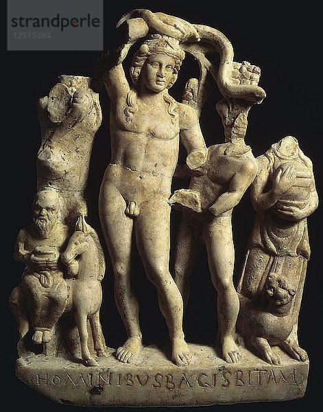 Skulptur  die Bacchus mit Silenus  einem Satyr  einer Mänade und einem Panther darstellt. Künstler: Unbekannt