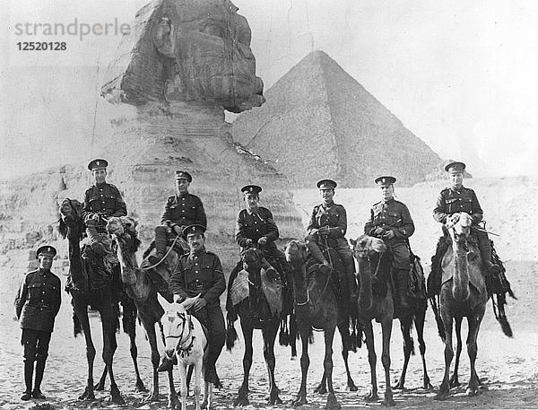 Jüdische Legionäre auf Kamelen  Gizeh  Ägypten  Erster Weltkrieg  1915-1918. Künstler: Unbekannt