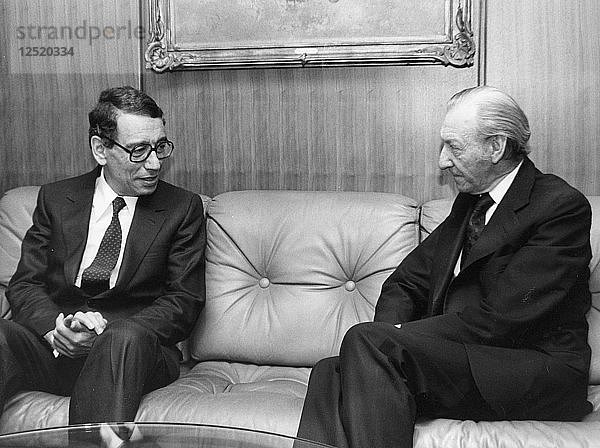 Boutros Boutros Ghali (1922- ) und Kurt Waldheim (1918- )  Generalsekretäre der UNO. Künstler: Y Nagata