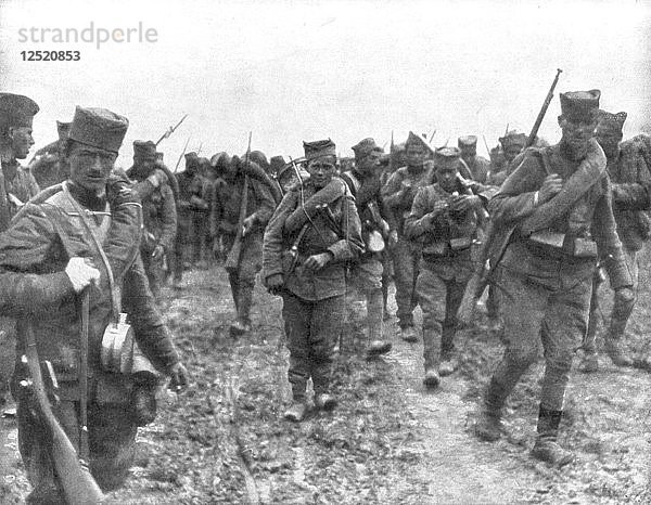 Junge serbische Rekruten  1914. Künstler: Unbekannt