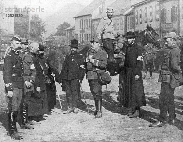 Eine Gruppe von Militärseelsorgern  Erster Weltkrieg  1914. Künstler: Unbekannt