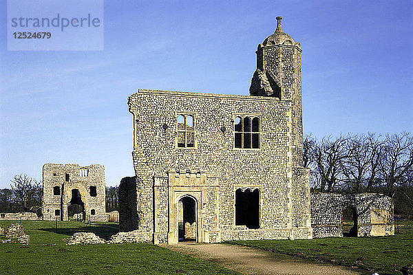 Inneres und äußeres Torhaus  Schloss Baconsthorpe  Norfolk  1994. Künstler: Unbekannt