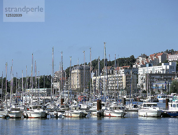 Port de Plaisance  Boulogne  Frankreich