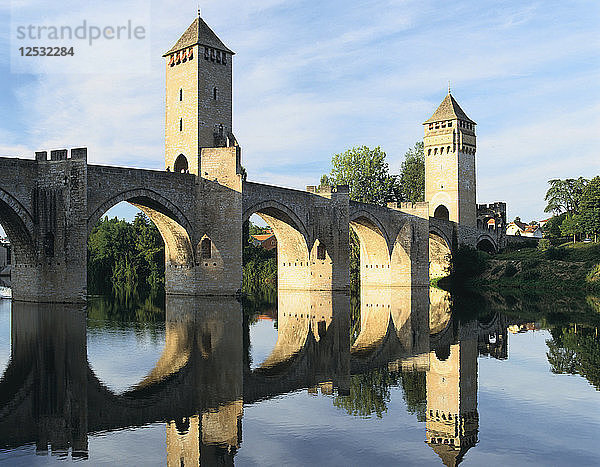 Valentre-Brücke  Cahors  Lot  Frankreich